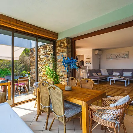 Village Des Fourches By Interhome Bormes-les-Mimosas